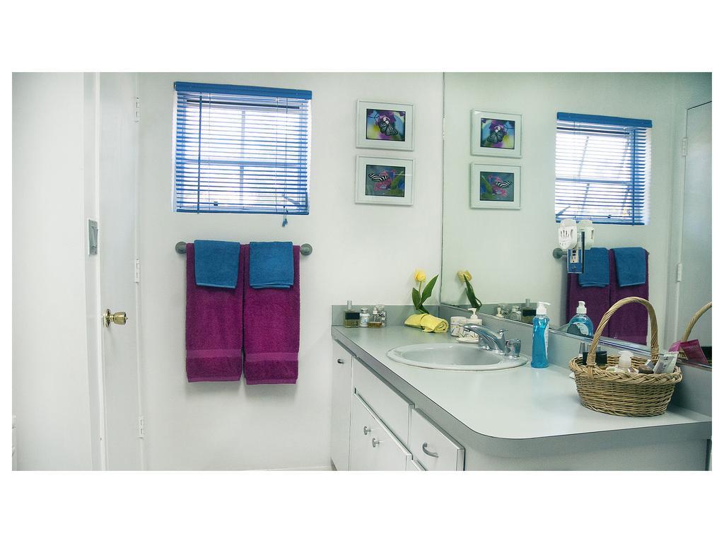 Silver Point Villa Freeport Extérieur photo