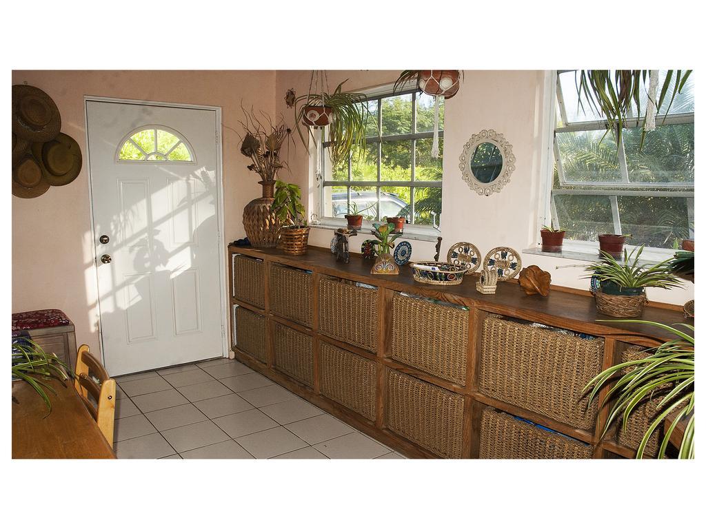 Silver Point Villa Freeport Extérieur photo
